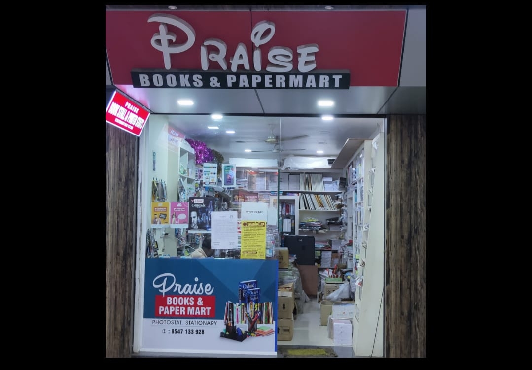PRAISE BOOKSTALL EDAKKARA